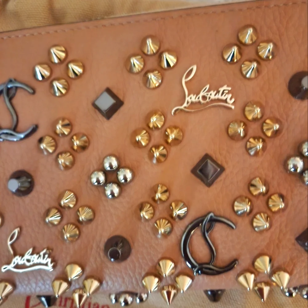 Christian Louboutin Panettone Studded Zippy Wallet LIKE NEW & DUST BAG COA - Picture 4 of 8